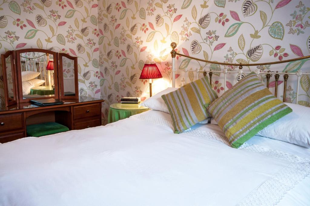 Bishopsgate House Hotel بوماريس الغرفة الصورة